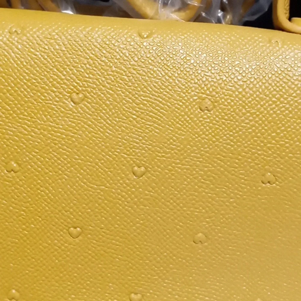 Betsey Johnson Tiny Hearts Satchel NWT CLEARANCE! FINAL PRICE! - Picture 6 of 7